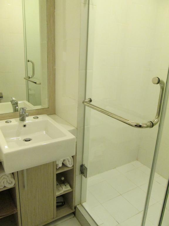 N3 Hotel Джакарта Стая снимка