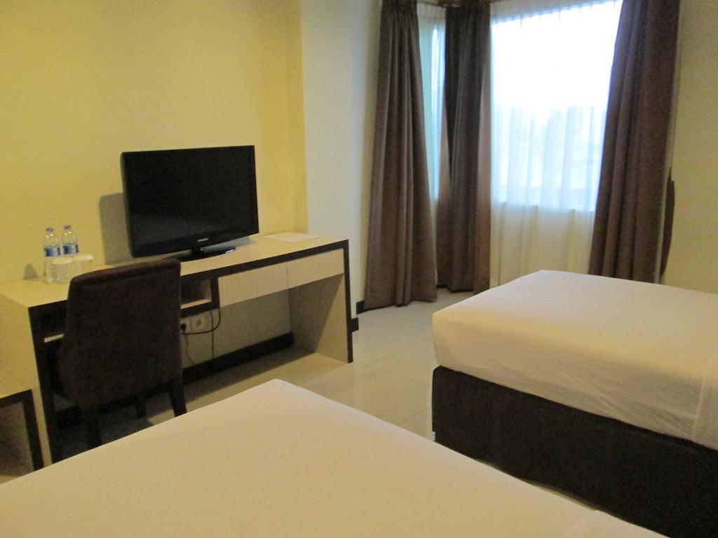 N3 Hotel Джакарта Стая снимка