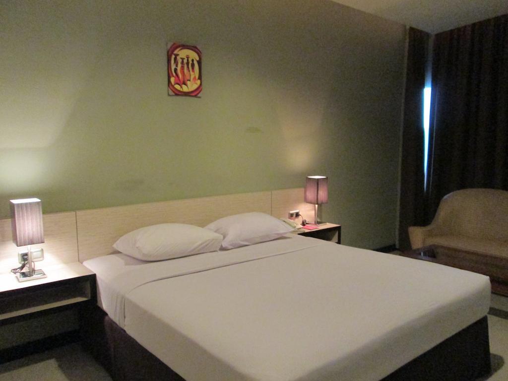 N3 Hotel Джакарта Стая снимка