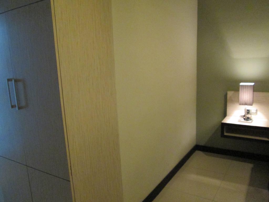 N3 Hotel Джакарта Стая снимка