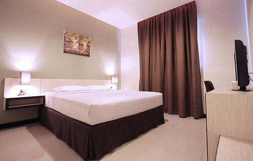 N3 Hotel Джакарта Екстериор снимка
