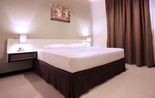 N3 Hotel Джакарта Екстериор снимка